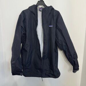 PATAGONIA MENS XL RAIN JACKET